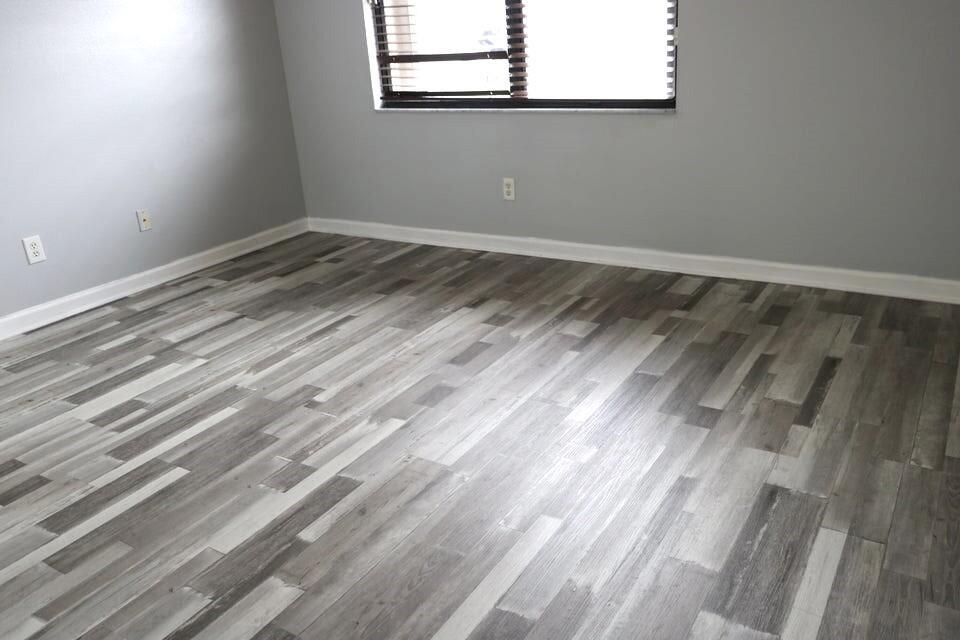 : PORT ST LUCIE SECTION 9 - Residential