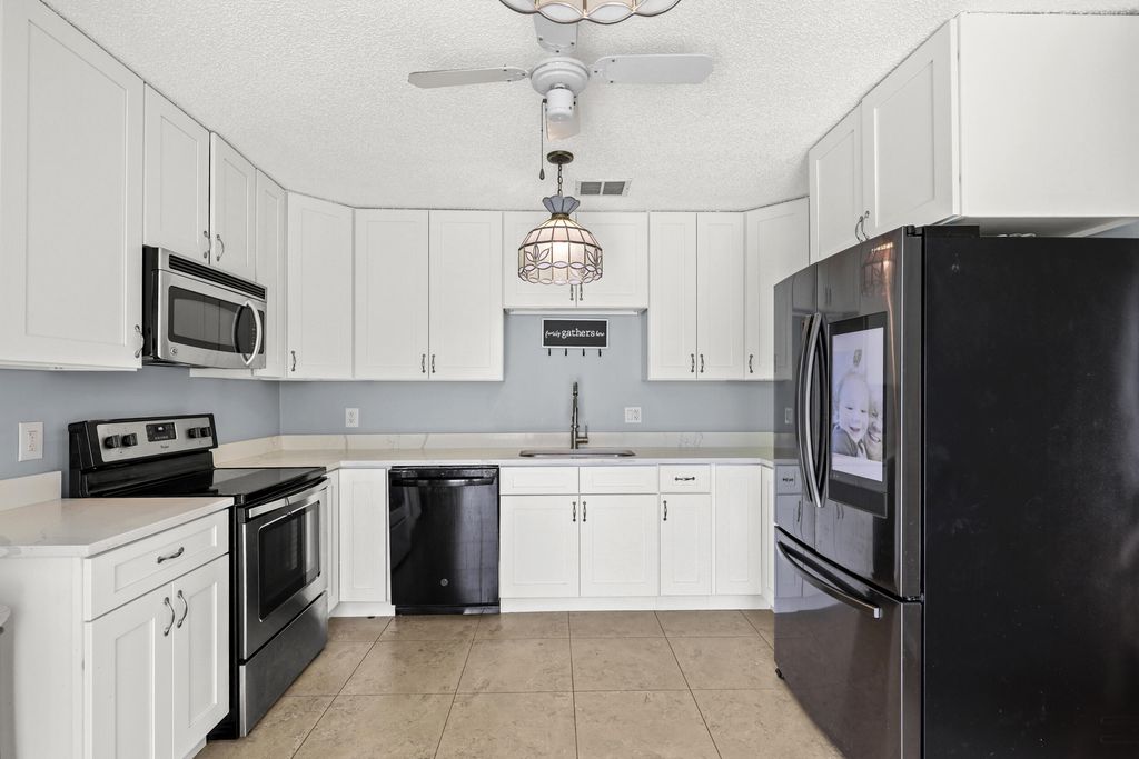 Photo of 7842 W Blairwood Circle, Lake Worth, FL 33467 (MLS # R11162575)