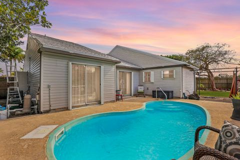 7842 W Blairwood Circle Lake Worth FL 33467