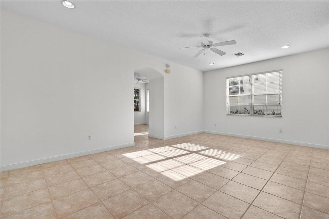 EVERGRENE PCD 4 - Residential Lease