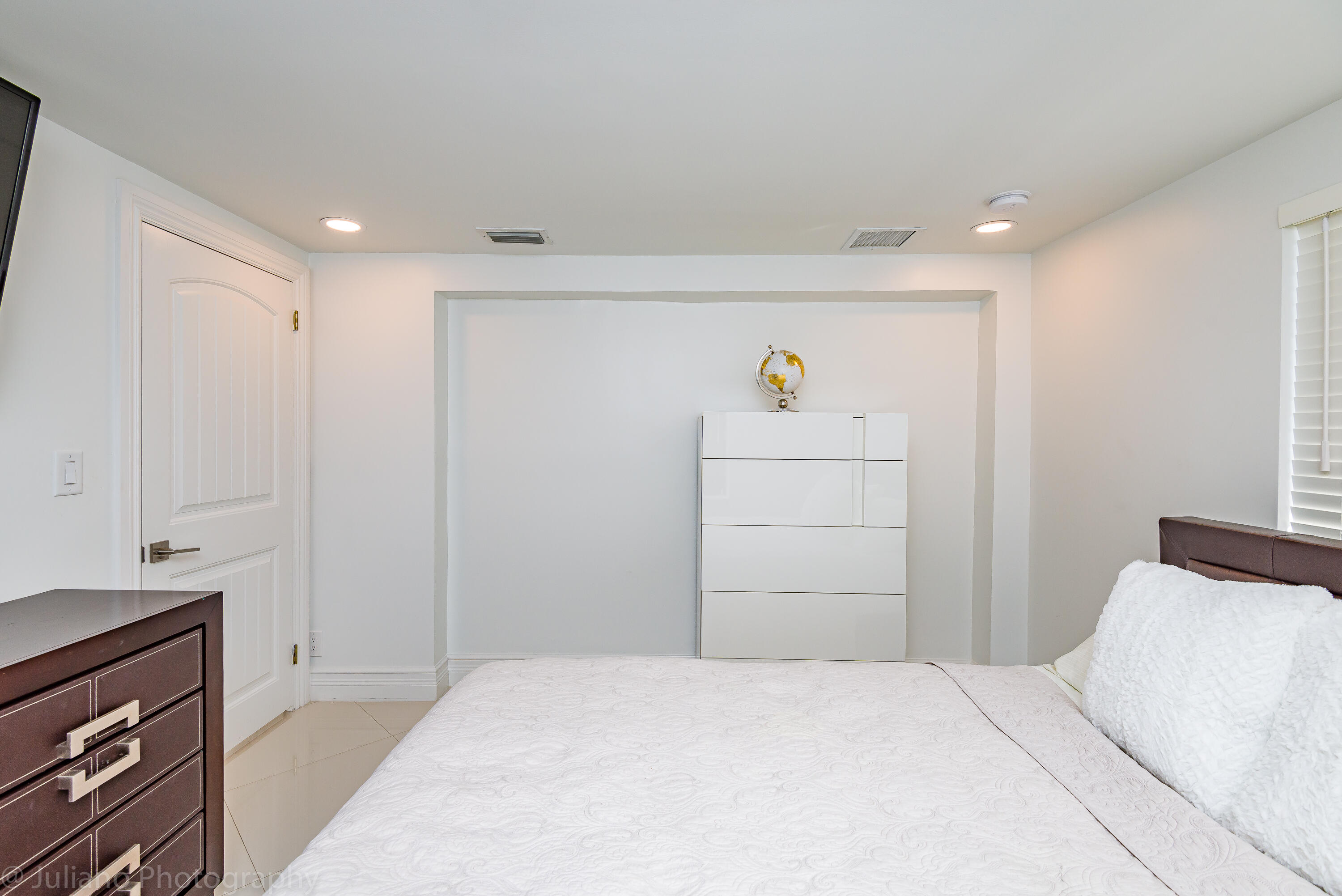 SUNSET EAST SECOND SECTION - Residential Lease