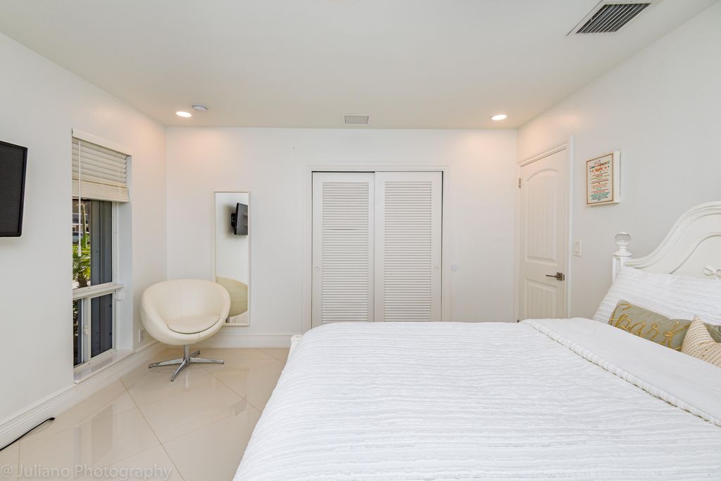 Photo of 1510 SE 14th Court, Deerfield Beach, FL 33441 (MLS # B26005752)