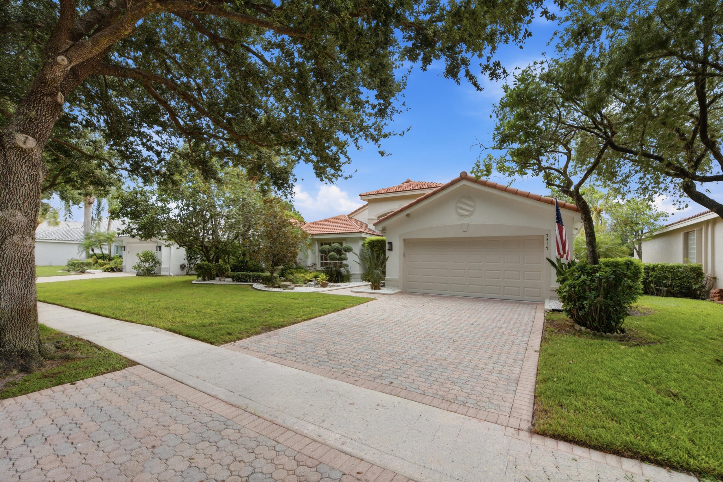 7417 Lahana Circle