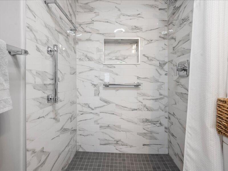 SNUG HARBOR GARDENS CONDO - Residential