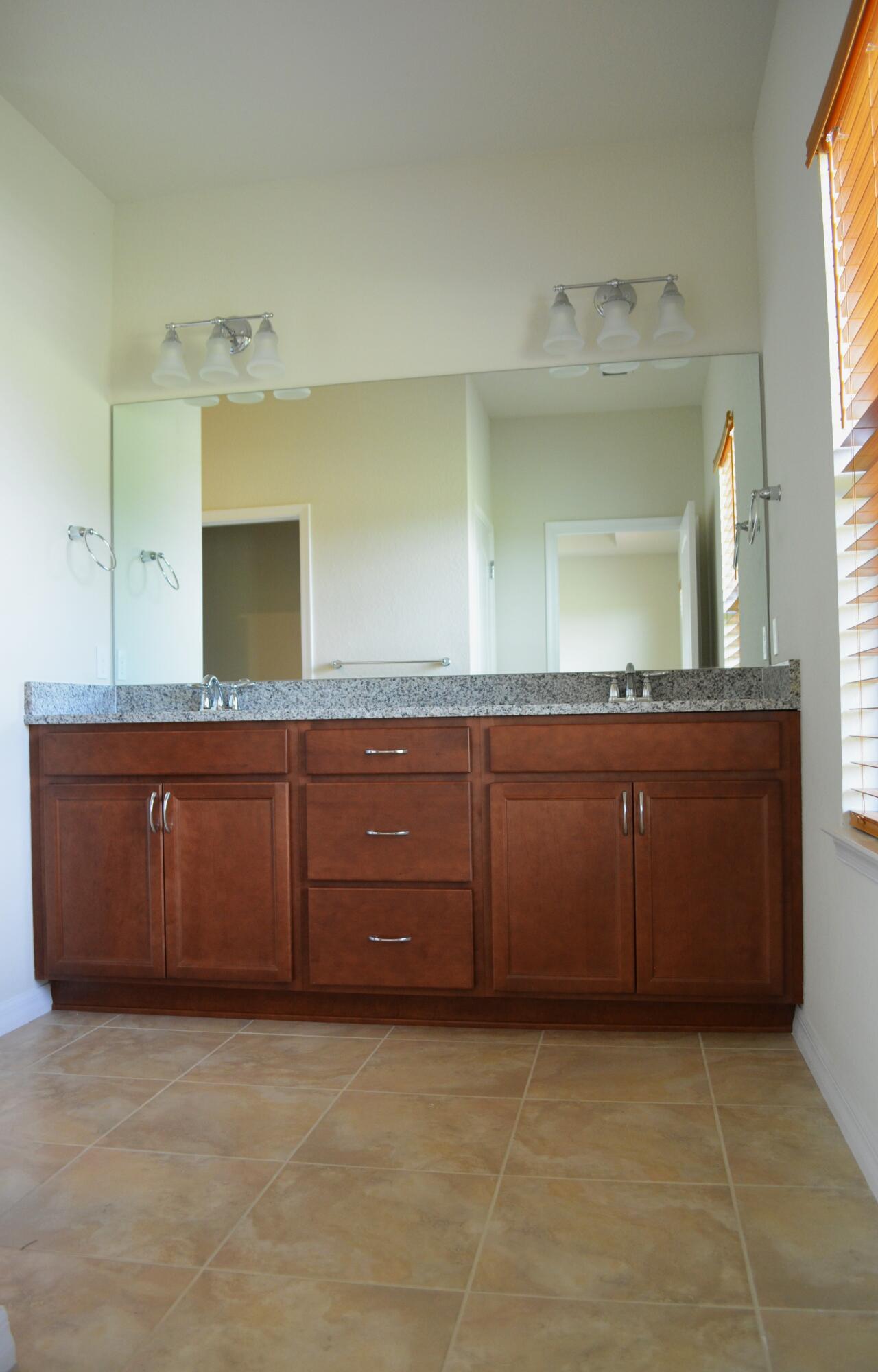 FIELDS AT GULFSTREAM POLO - Residential Lease