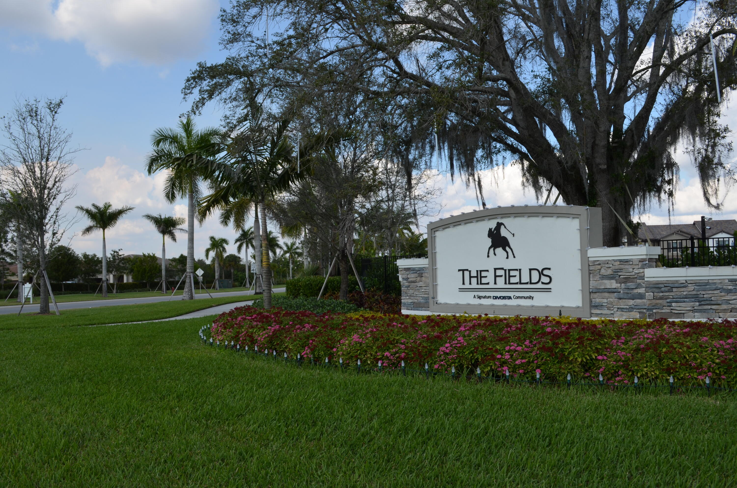 FIELDS AT GULFSTREAM POLO - Residential Lease