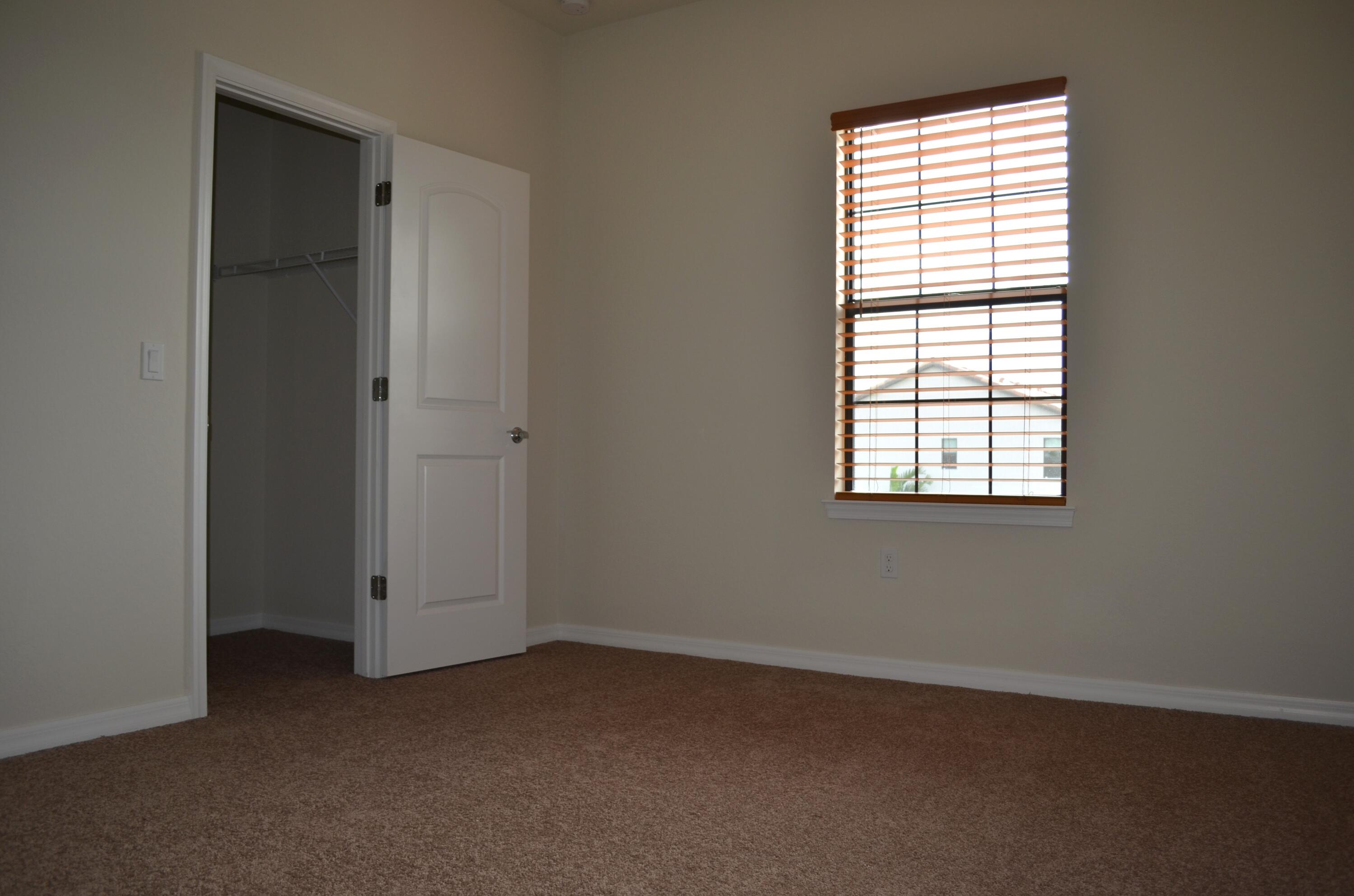 FIELDS AT GULFSTREAM POLO - Residential Lease