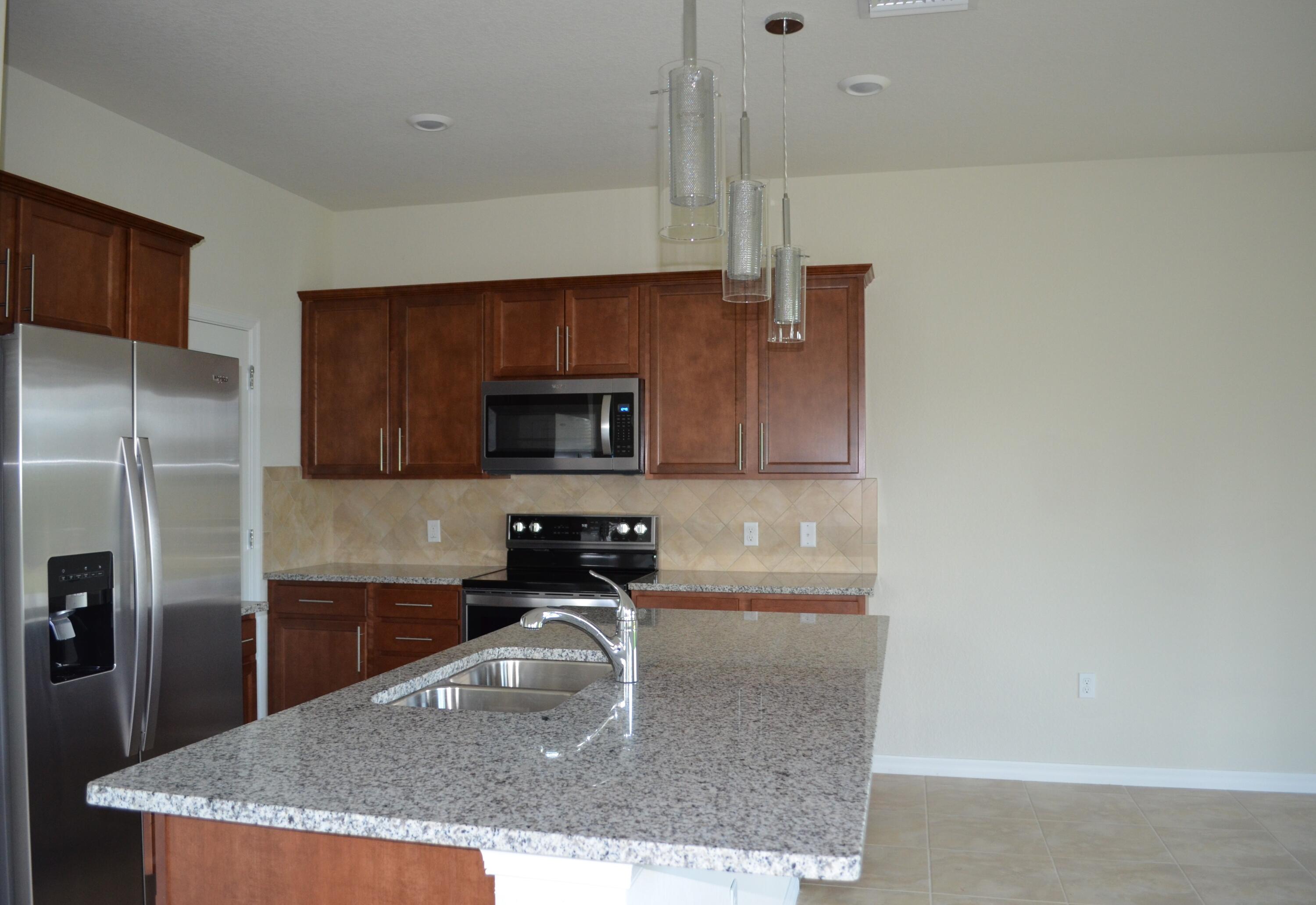 FIELDS AT GULFSTREAM POLO - Residential Lease