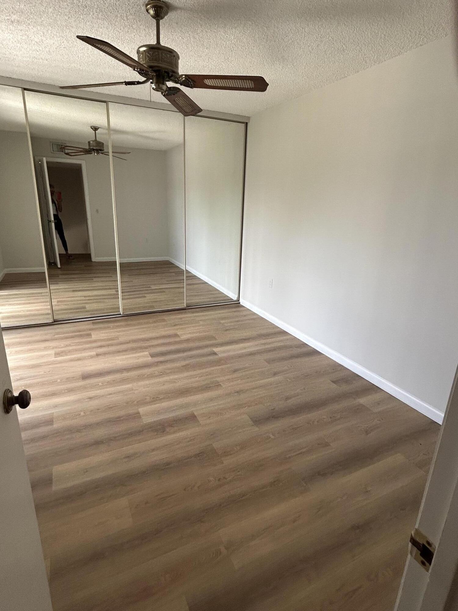 VILLAGE OF SANDALWOOD LAKES SOUTH - Residential Lease
