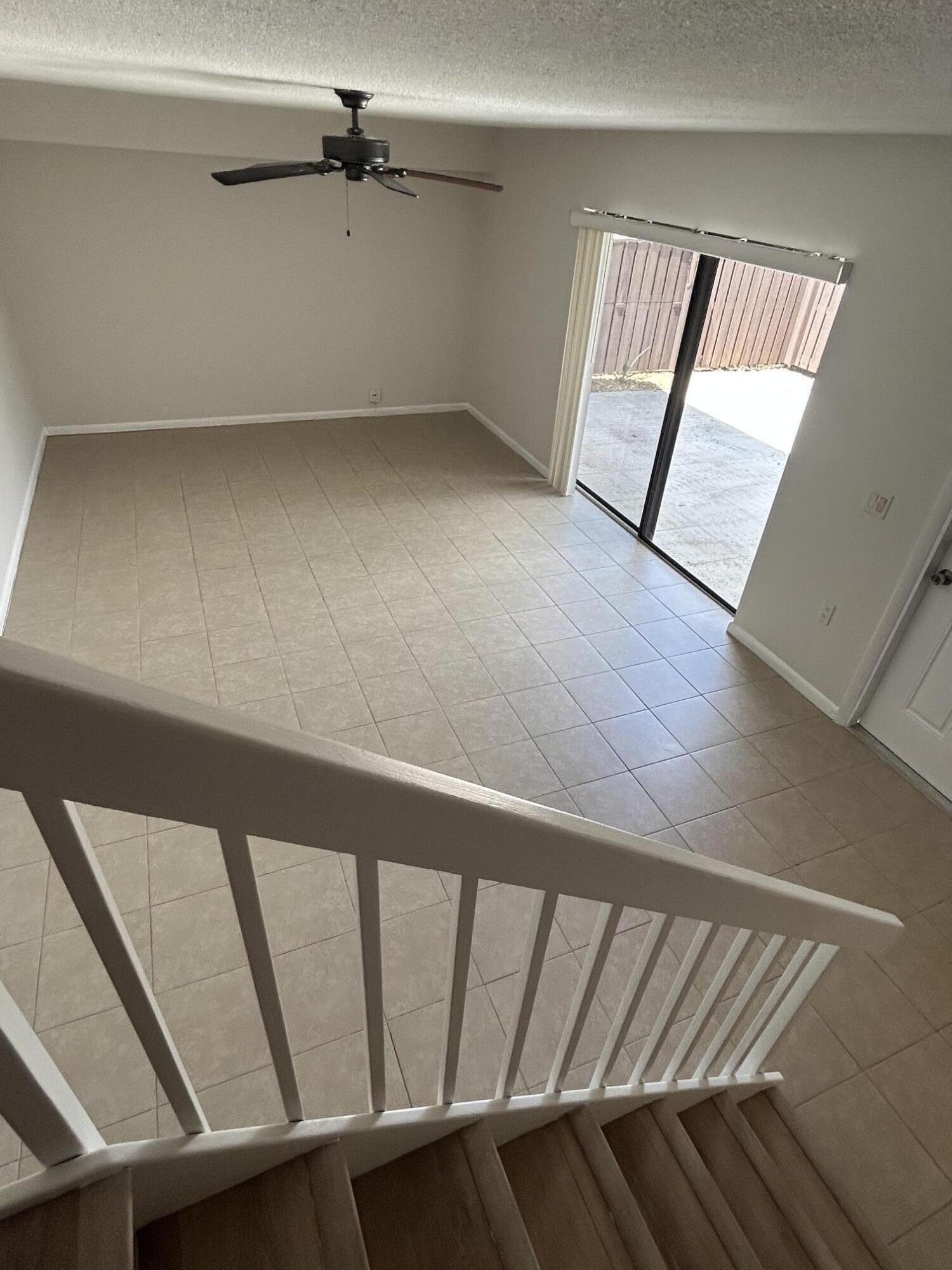 VILLAGE OF SANDALWOOD LAKES SOUTH - Residential Lease