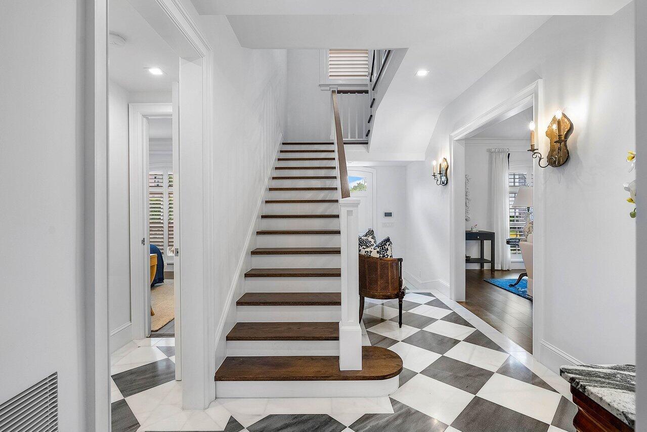 REVERIE - Residential