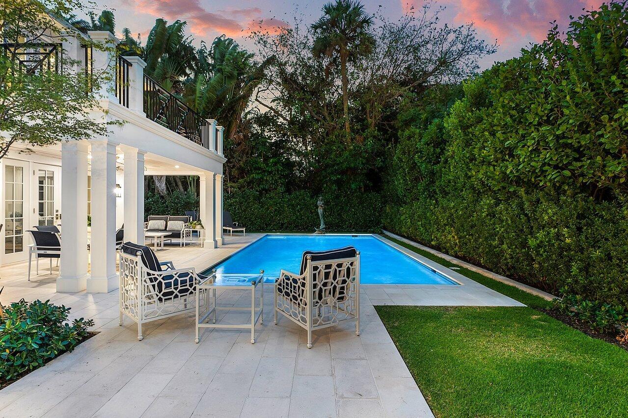 REVERIE - Residential