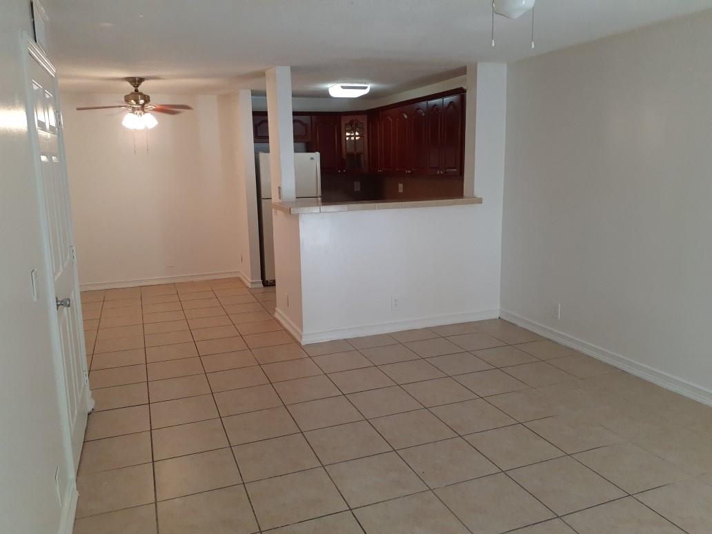 11396 Royal Palm Blvd 11396