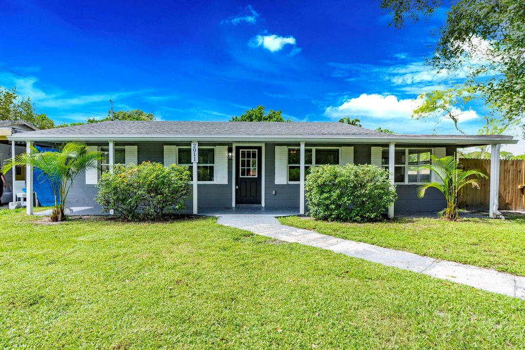 Photo of 2011 N 51st Court, Fort Pierce, FL 34947 (MLS # R11131042)