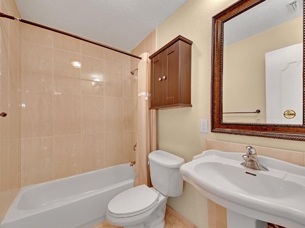 Ibiza Condo - Residential Lease