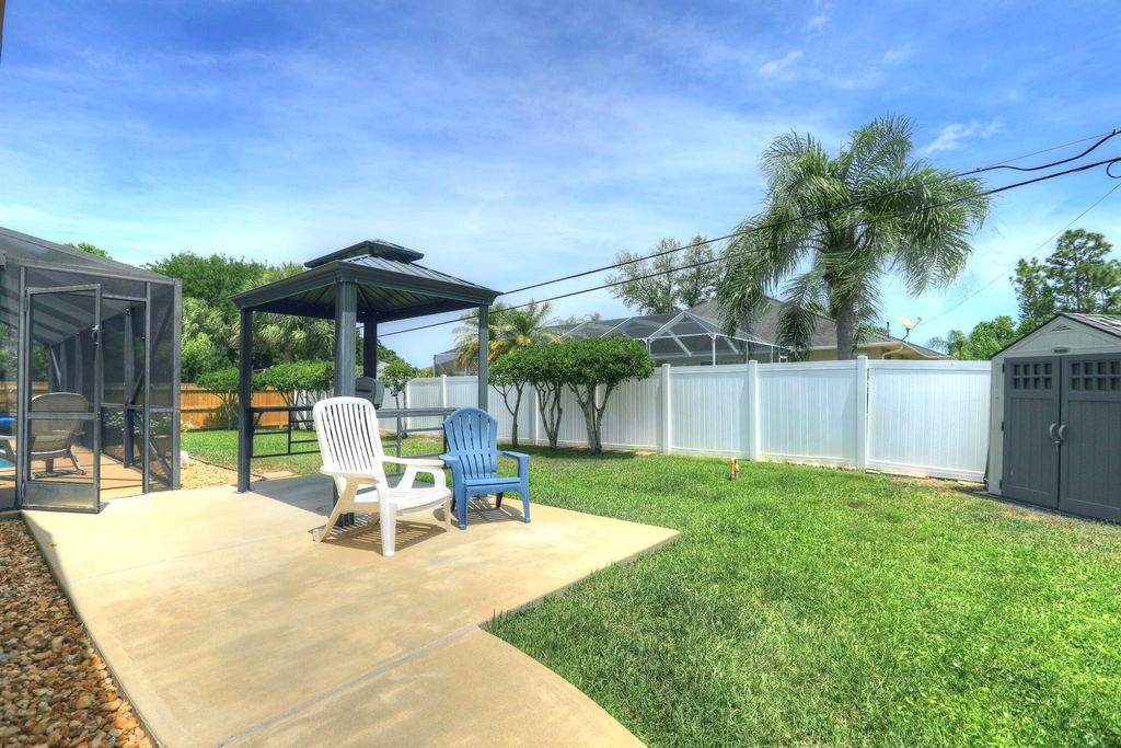 Photo of 1450 Bevan Drive, Sebastian, FL 32958 (MLS # R11084196)