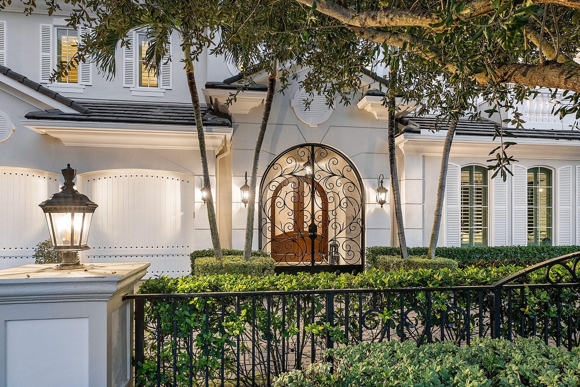 ROYAL PALM YACHT & COUNTRY CLUB - Residential