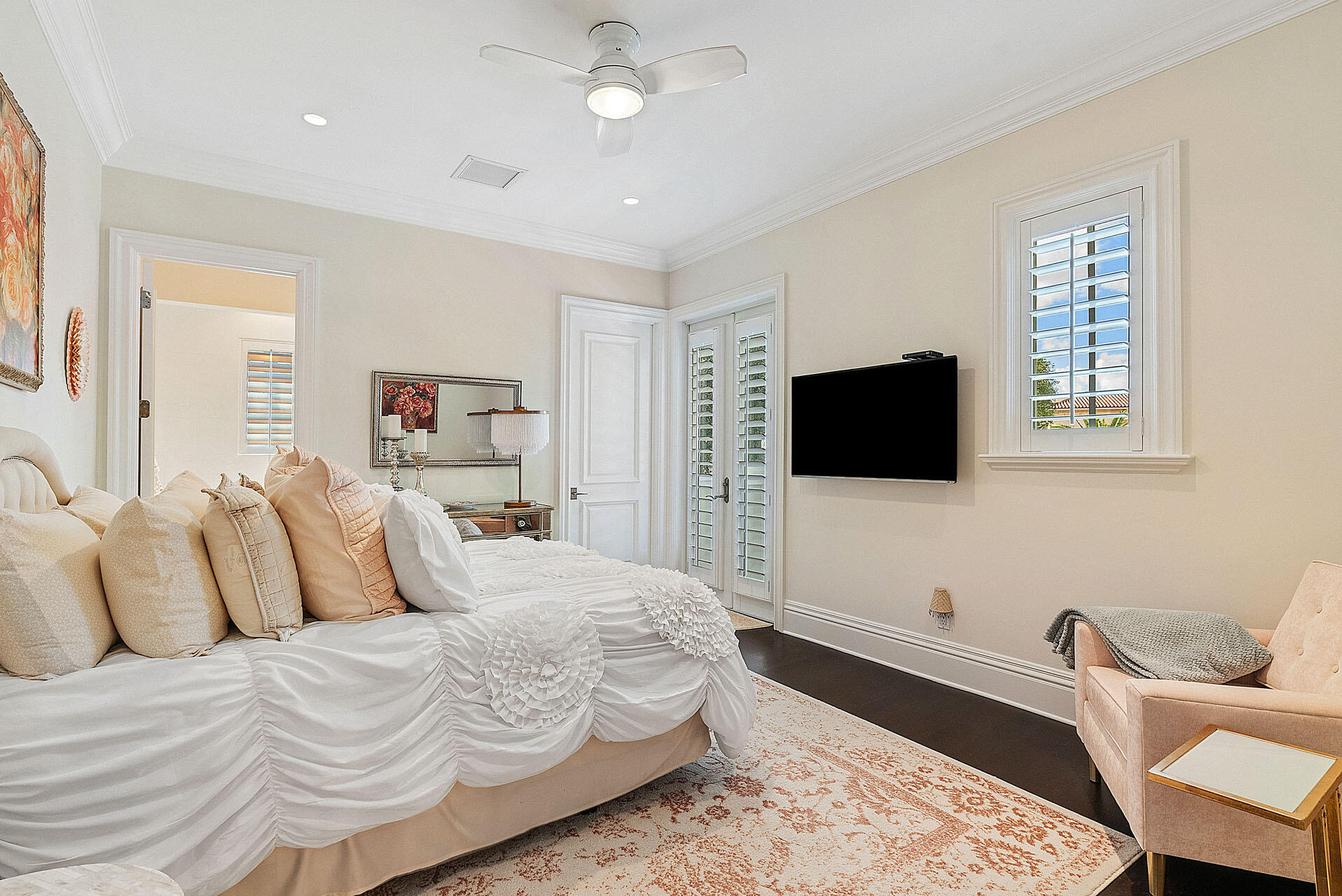 ROYAL PALM YACHT & COUNTRY CLUB - Residential