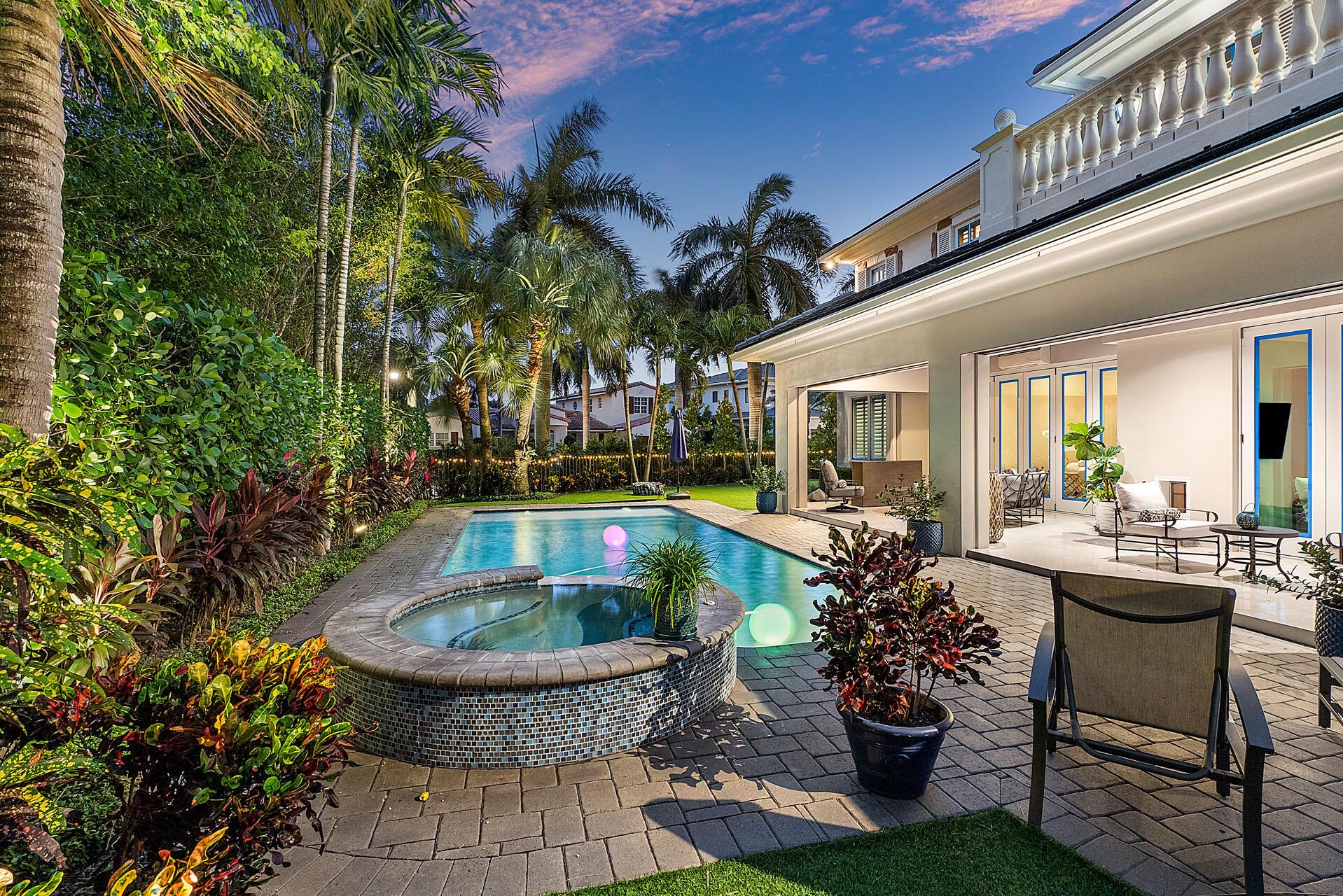 ROYAL PALM YACHT & COUNTR - Residential