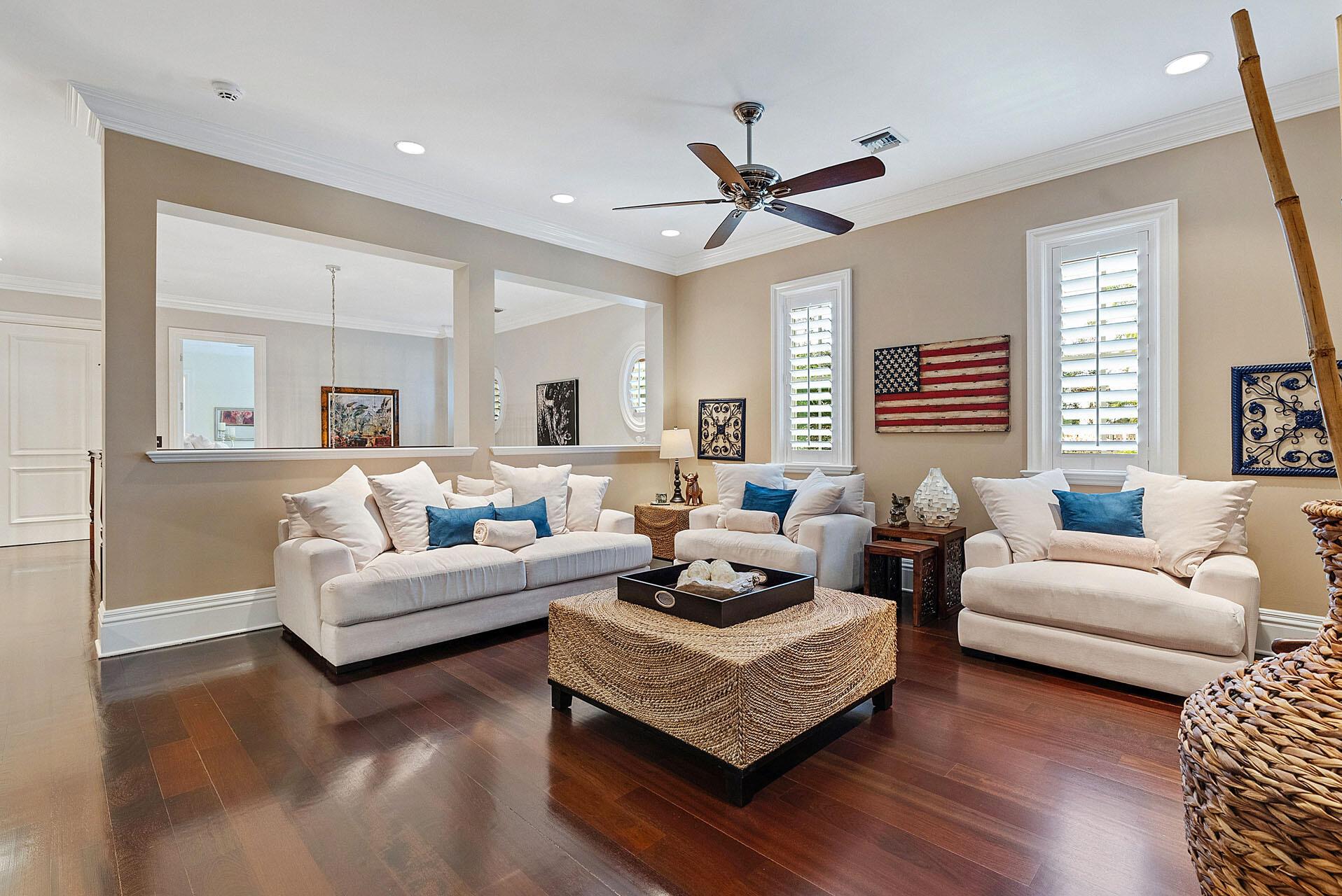 ROYAL PALM YACHT & COUNTR - Residential