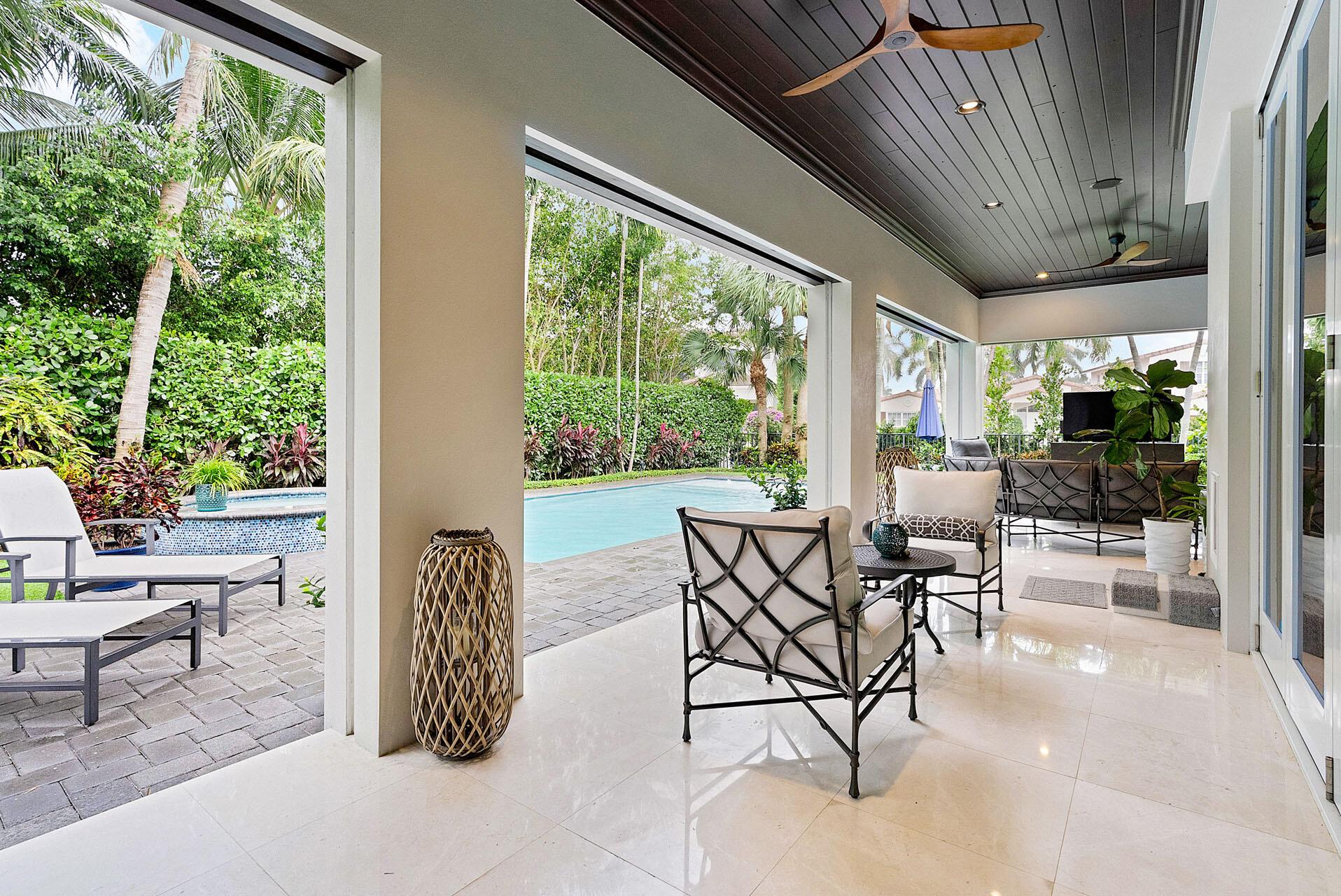 ROYAL PALM YACHT & COUNTR - Residential