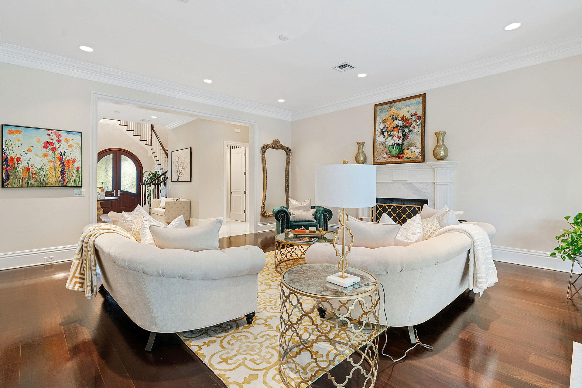 ROYAL PALM YACHT & COUNTRY CLUB - Residential