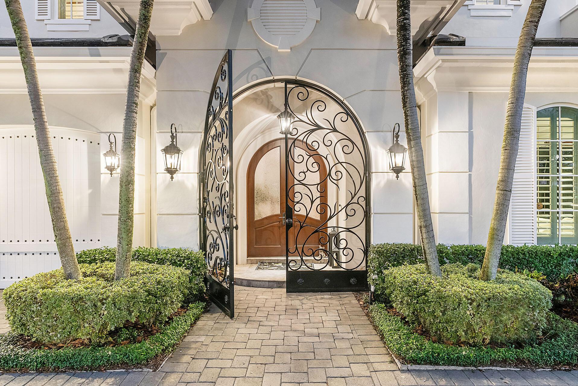 ROYAL PALM YACHT & COUNTR - Residential