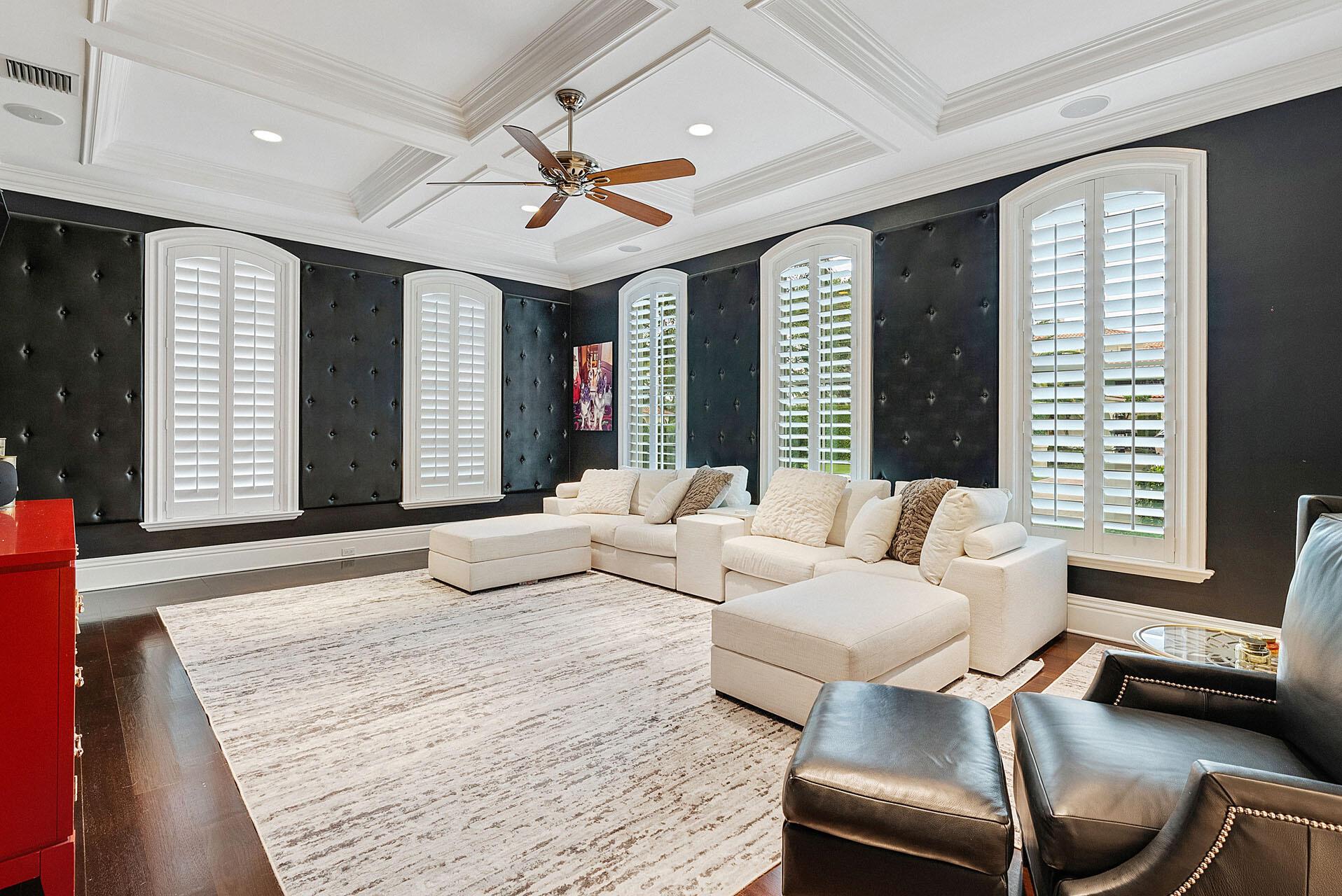 ROYAL PALM YACHT & COUNTR - Residential