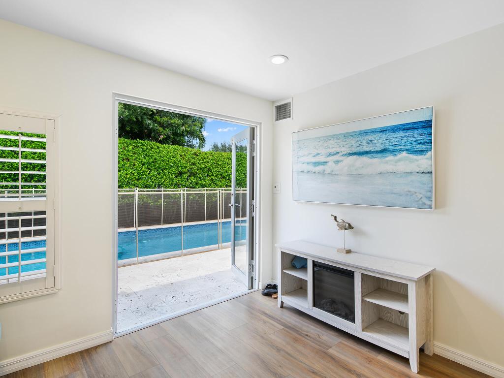 Venetian Isles 3rd Sec 47 - Residential Lease