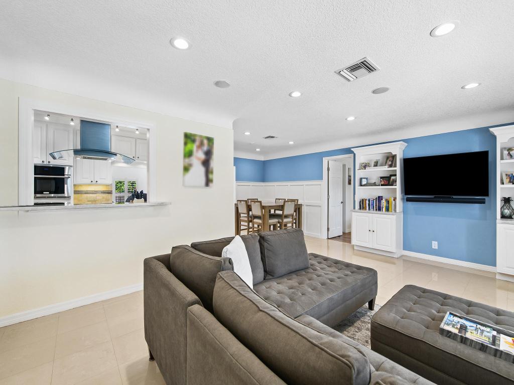 Venetian Isles 3rd Sec 47 - Residential Lease