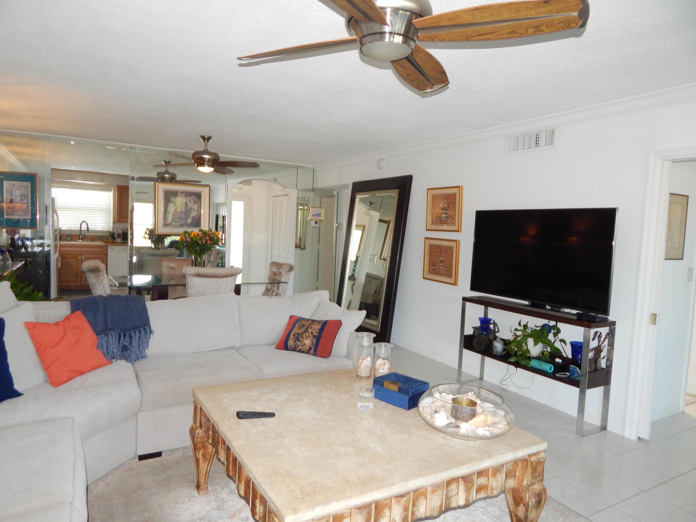 IMPERIAL CONDOMINIUM - Residential Lease