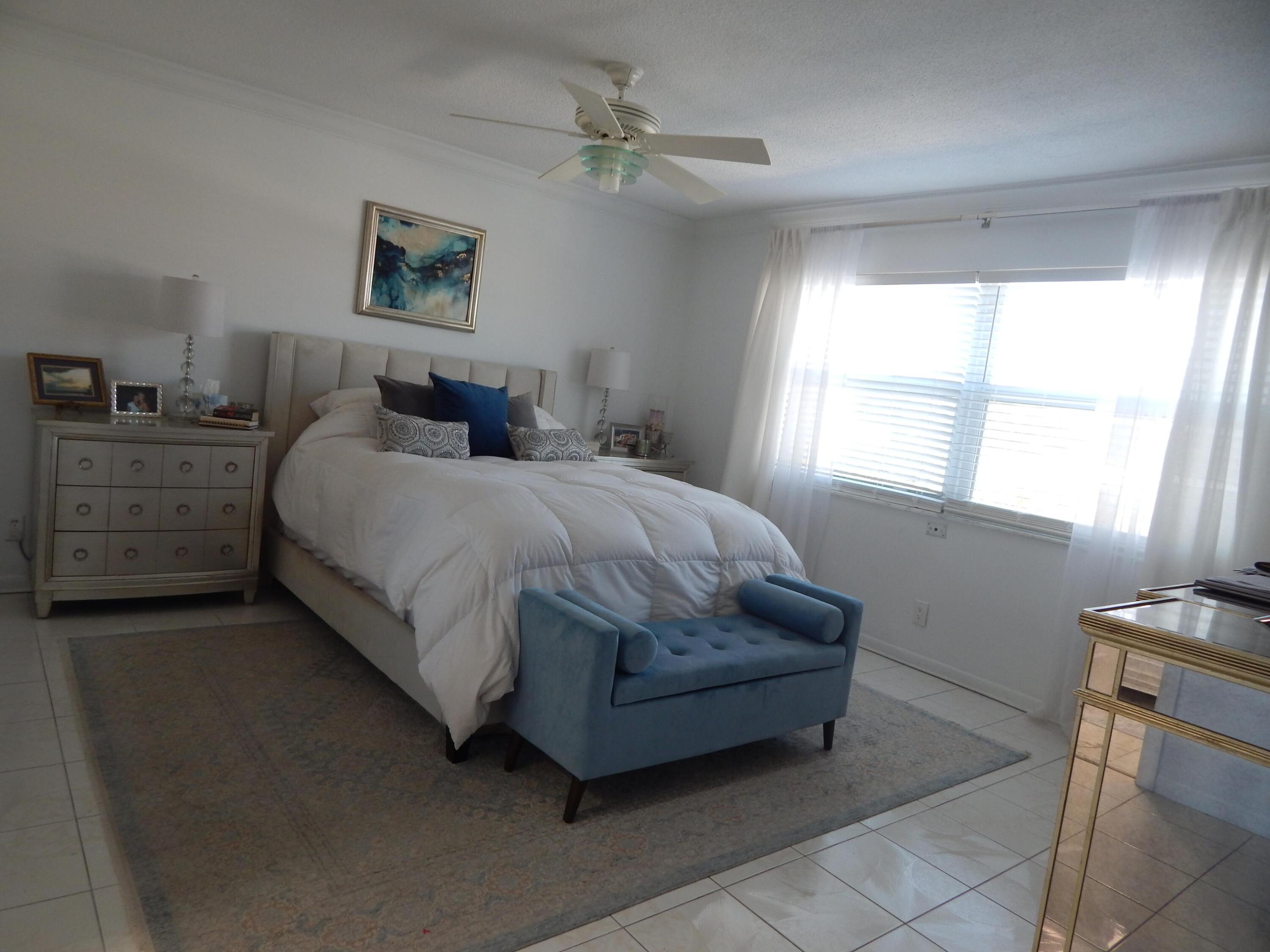 IMPERIAL CONDOMINIUM - Residential Lease