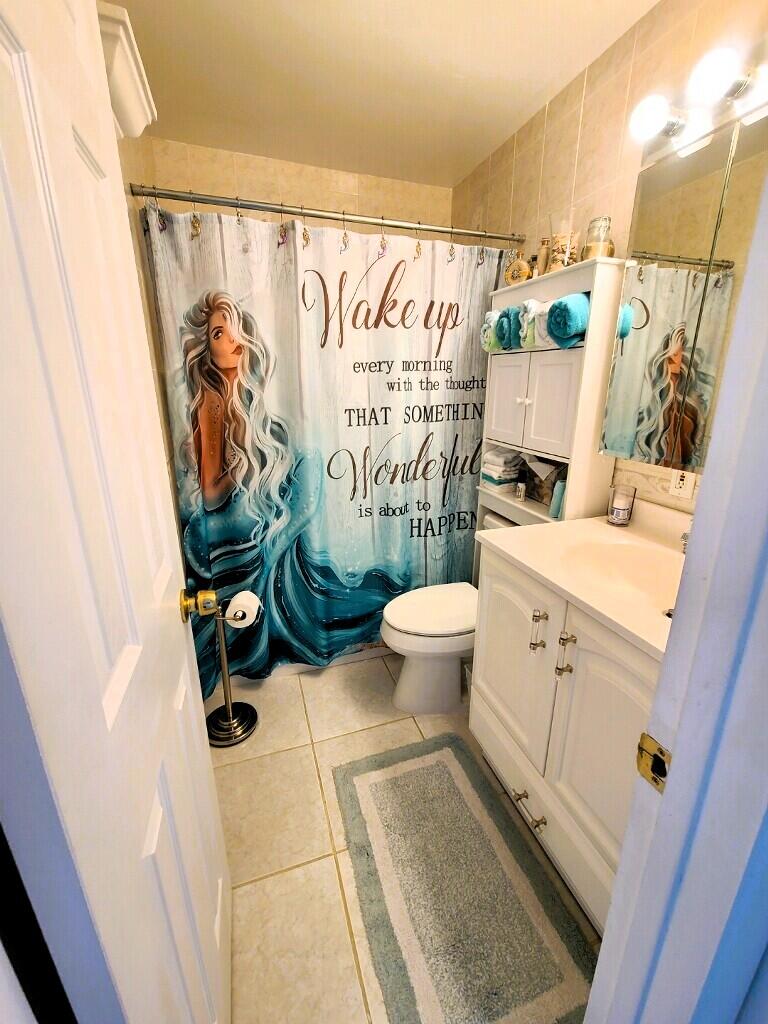 LAKE COLONY APTS ONE INC - Residential