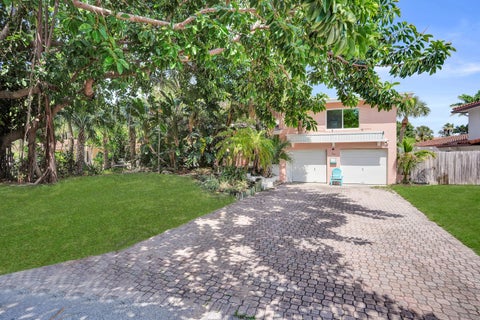 Tiny photo for 460 SE 18TH Avenue, Deerfield Beach, FL 33441 (MLS # B26079758)