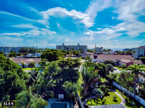 Tiny photo for 460 SE 18TH Avenue, Deerfield Beach, FL 33441 (MLS # B26079758)