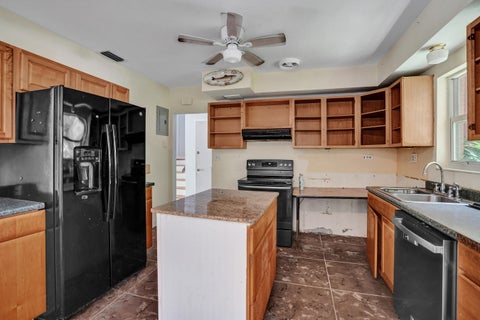 Tiny photo for 460 SE 18TH Avenue, Deerfield Beach, FL 33441 (MLS # B26079758)