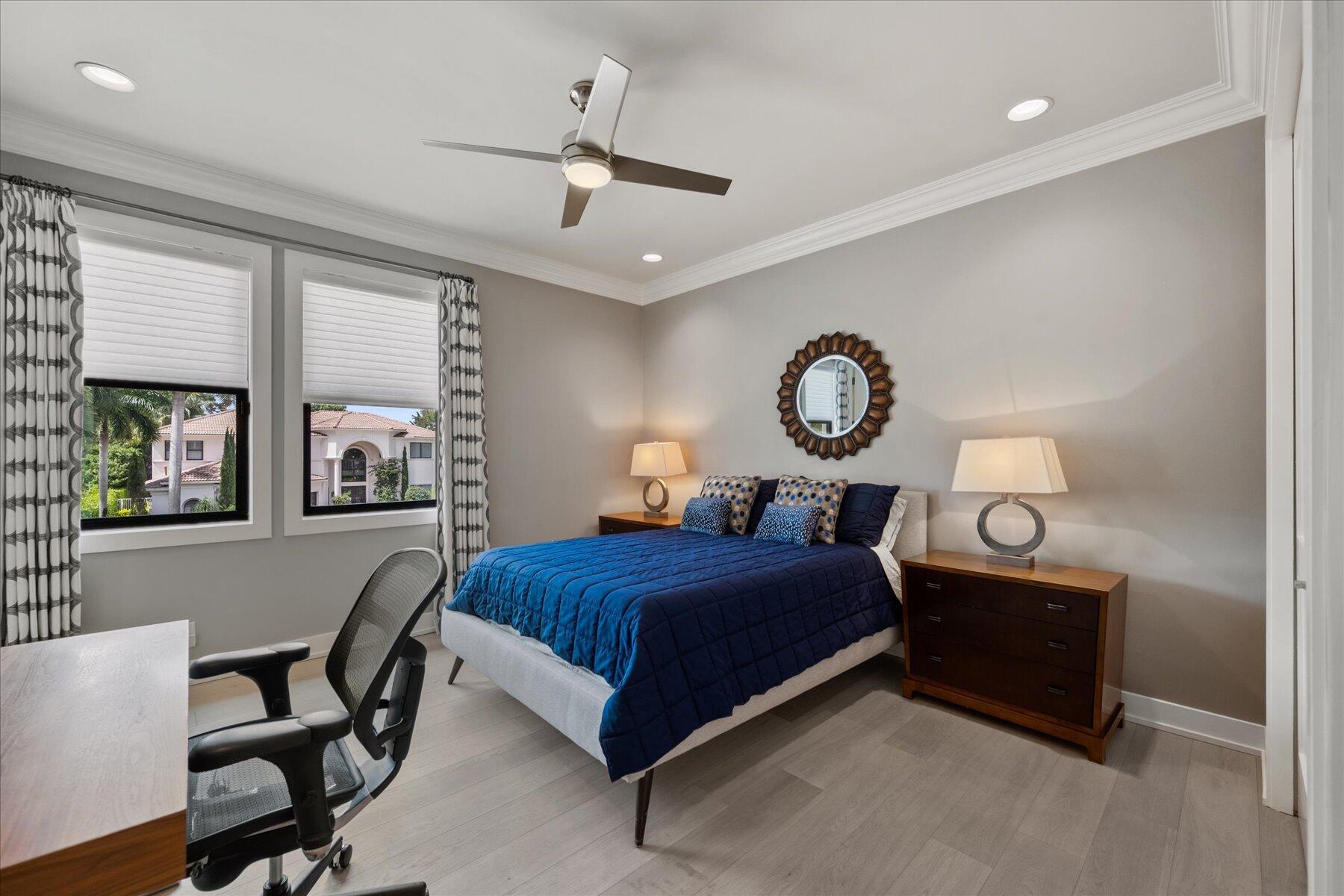 EQUESTRIAN CLUB - Residential