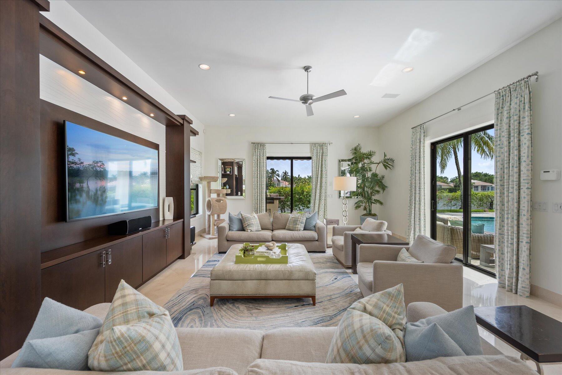 EQUESTRIAN CLUB - Residential