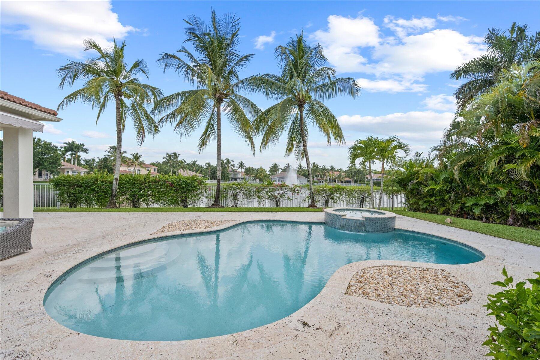 EQUESTRIAN CLUB - Residential