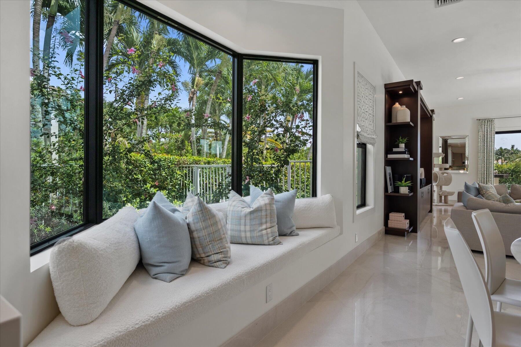 EQUESTRIAN CLUB - Residential