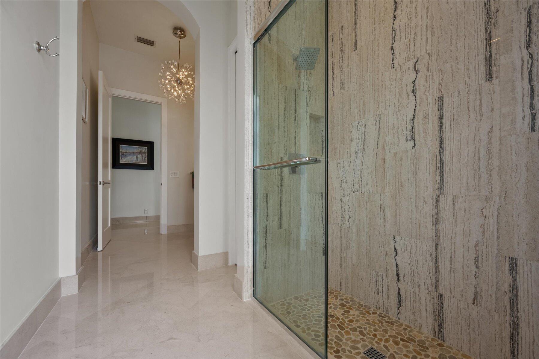 EQUESTRIAN CLUB - Residential