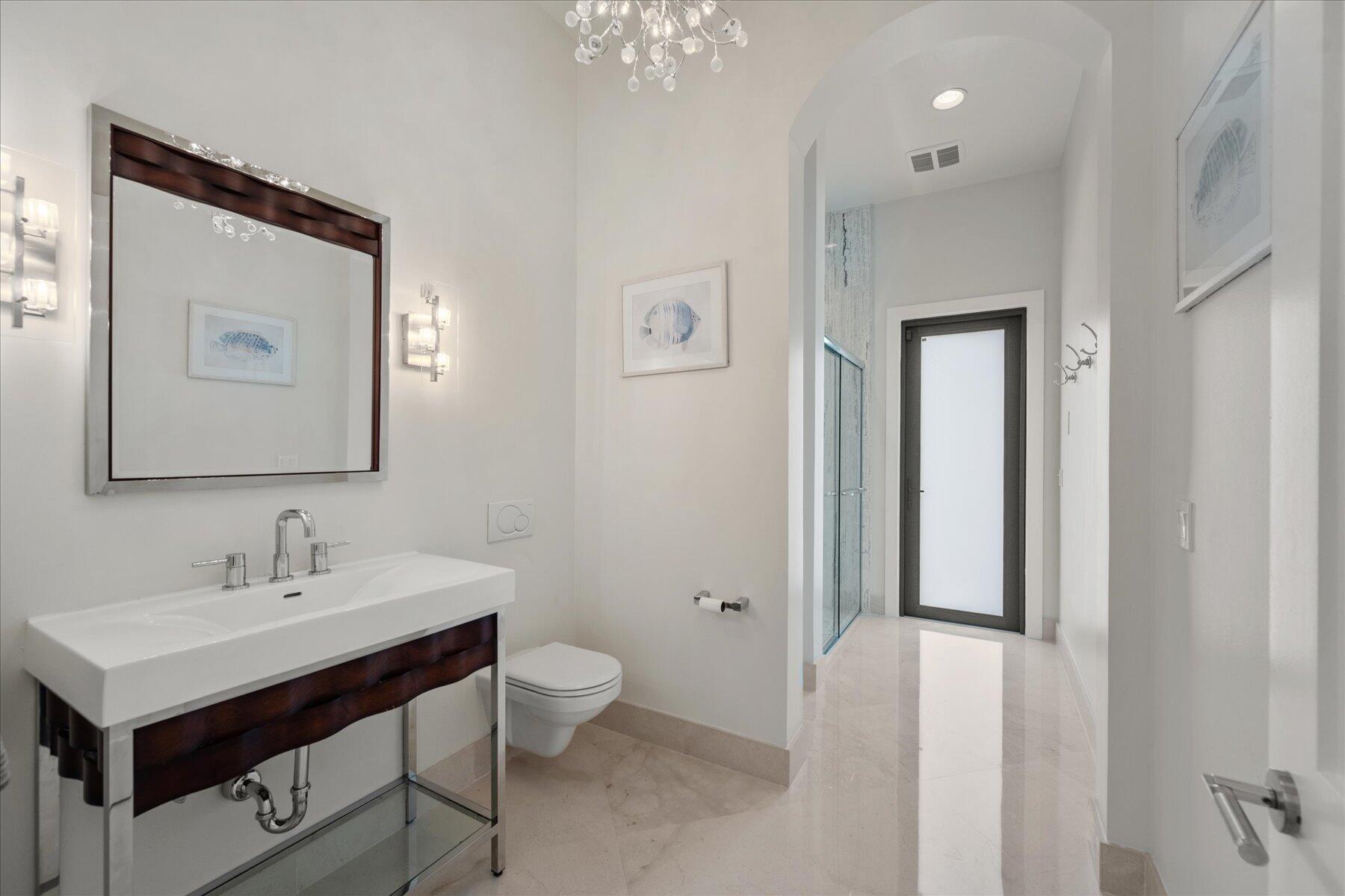 EQUESTRIAN CLUB - Residential