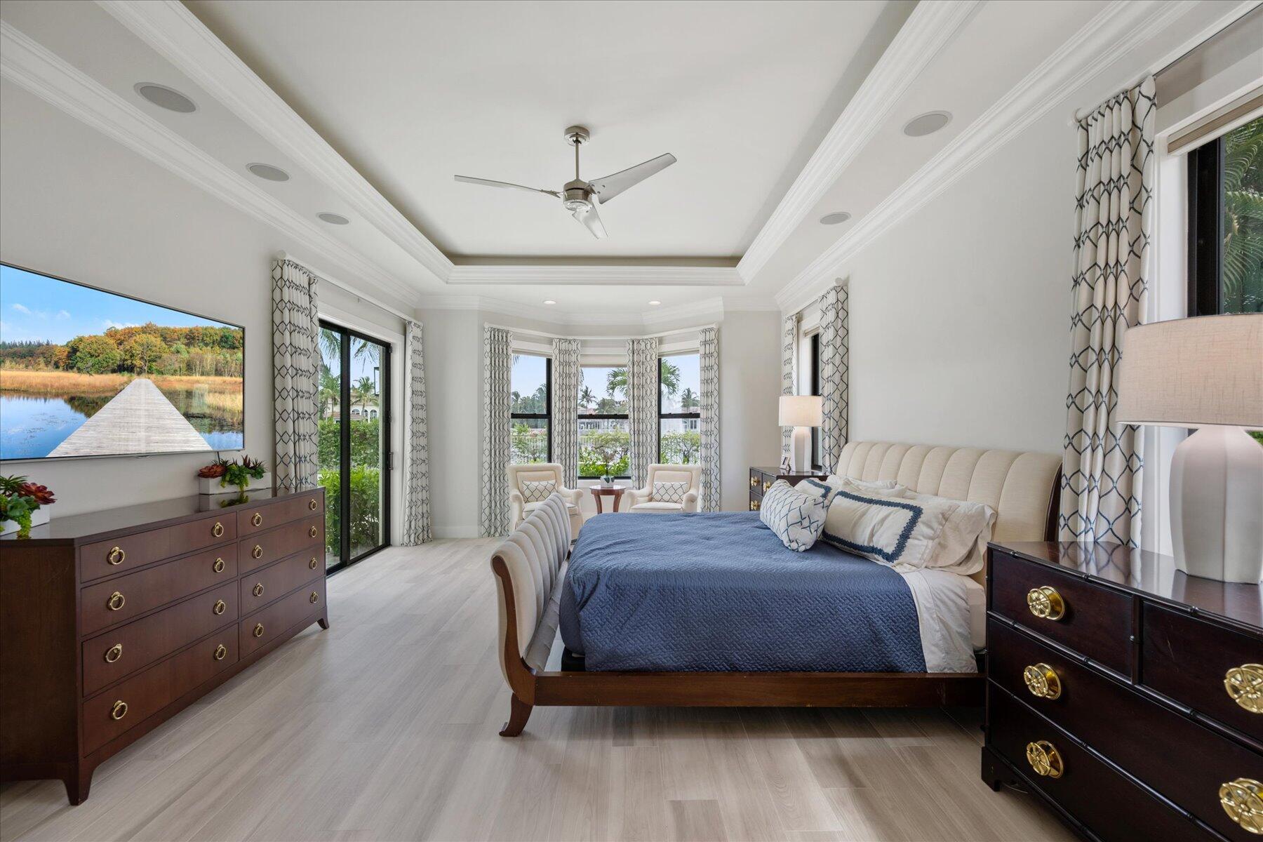 EQUESTRIAN CLUB - Residential