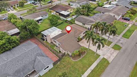 Tiny photo for 4930 SW 90TH Way, Cooper City, FL 33328 (MLS # B26054397)