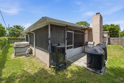 Tiny photo for 4930 SW 90TH Way, Cooper City, FL 33328 (MLS # B26054397)