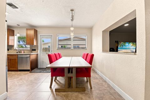 Tiny photo for 4930 SW 90TH Way, Cooper City, FL 33328 (MLS # B26054397)