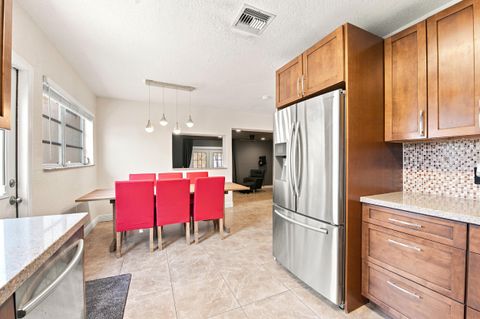 Tiny photo for 4930 SW 90TH Way, Cooper City, FL 33328 (MLS # B26054397)