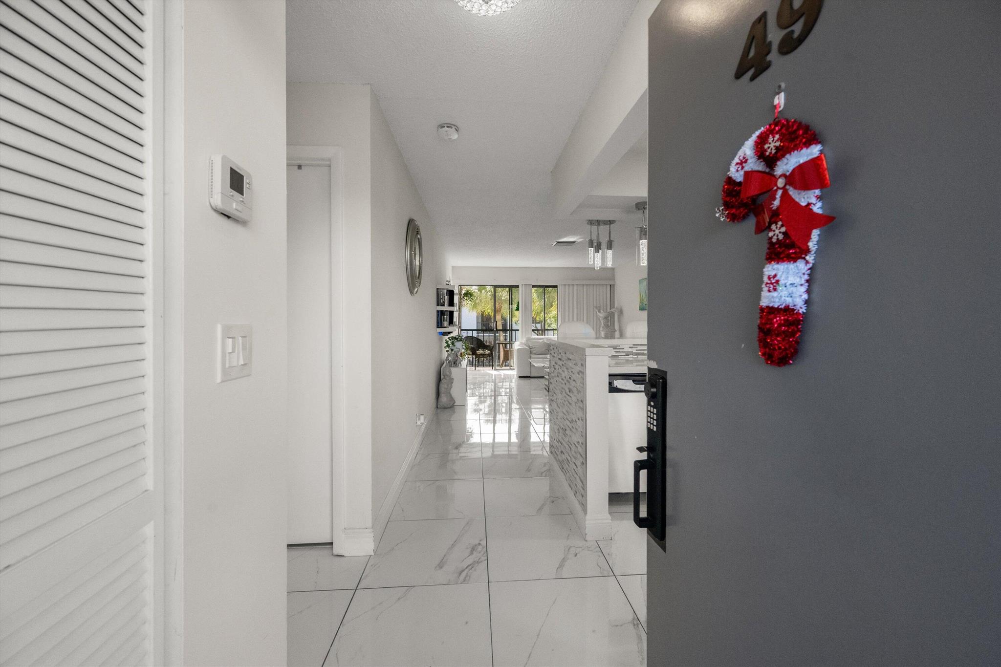 BOCA ISLE CONDO - Residential