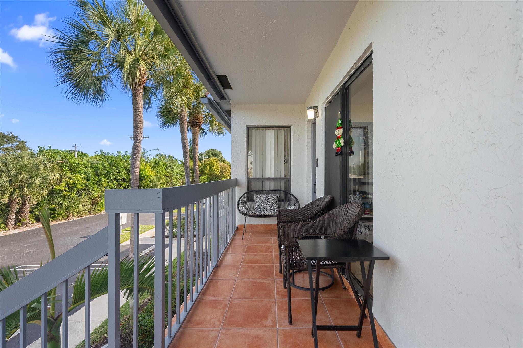BOCA ISLE CONDO - Residential
