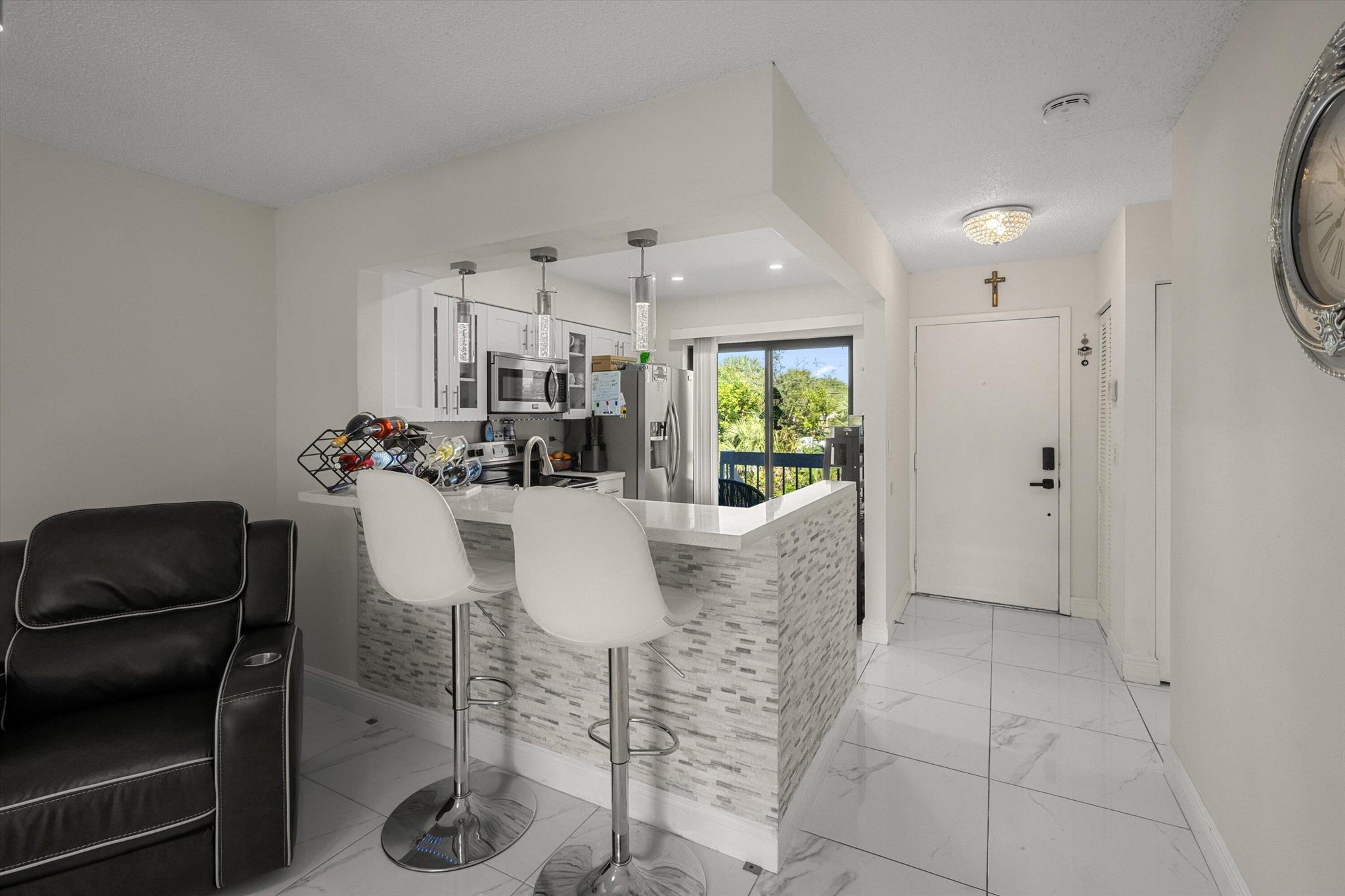 BOCA ISLE CONDO - Residential